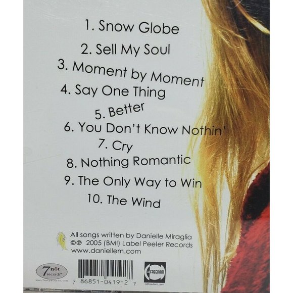 Danielle Miraglia - Nothing Romantic No Scratches Autographed - Picture 5 of 8